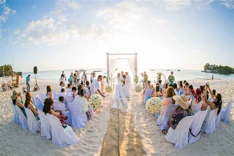 11 Best Philippine Destination Wedding Venues: Beach, Garden, .